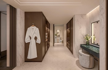Signature Suite, 1 King Bed