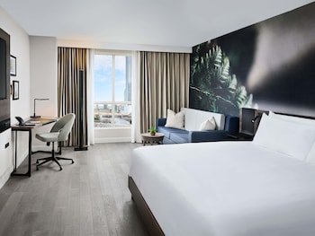 Premier Room