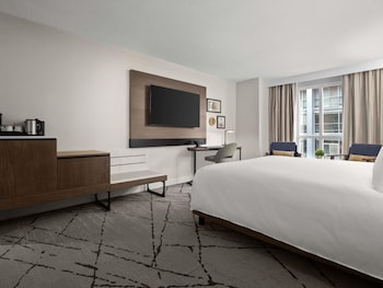 Superior Room, 1 King Bed