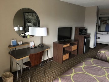 Room, 2 Queen Beds, Non Smoking