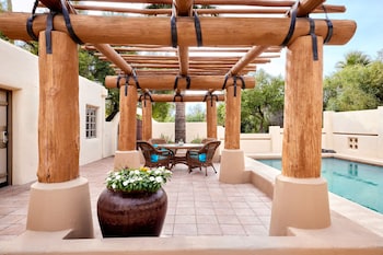 Suite, 1 Double Bed (Private Pool)