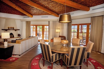 Suite, 1 Bedroom, Fireplace