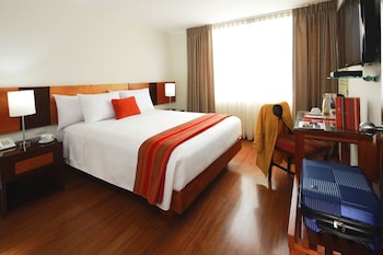 Double Room, 1 Double or 2 Twin Beds