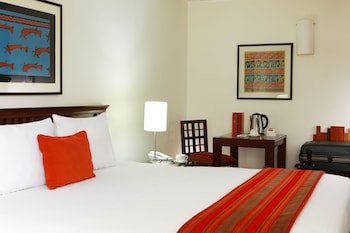 Double Room, 1 Double or 2 Twin Beds