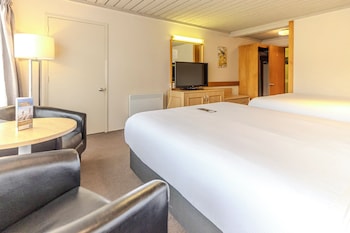 Standard Room, 2 Double Beds