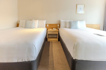 Standard Room, 2 Double Beds