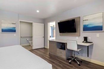 Standard Room, Multiple Beds, Accessible, Non Smoking