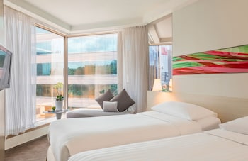 Premier Room