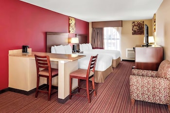 Suite, 2 Queen Beds, Non Smoking, Refrigerator & Microwave