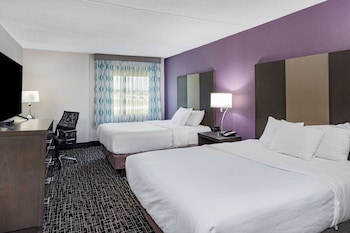 Room, 2 Queen Beds, Non Smoking