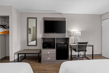 Standard Room, 2 Queen Beds, Non Smoking