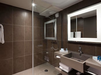 Superior Room, 1 Double Bed with Sofa bed (Paris View)