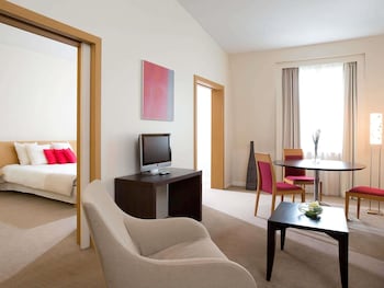 Suite, 1 King Bed
