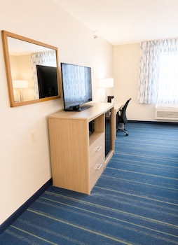 Room, 1 King Bed, Non Smoking