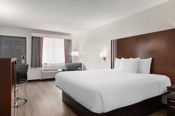 Deluxe Room, 1 King Bed