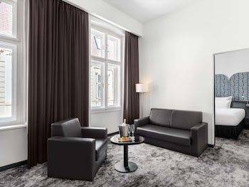 Junior Suite, 1 Double Bed (and sofa)