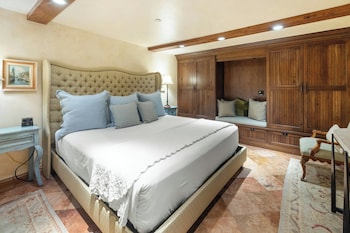 Room, 1 Bedroom (Residence)