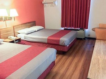 Standard Room, 2 Double Beds, Non Smoking