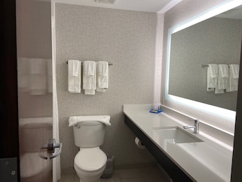 Standard Room, 1 King Bed (Leisure)