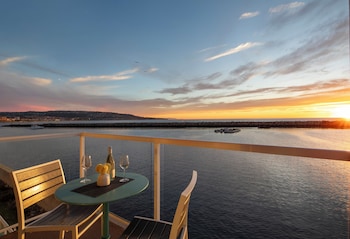 J - Oceanview Premier