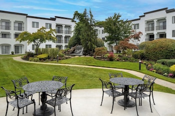 Suite, 2 Double Beds, Accessible (Roll-in Shower)