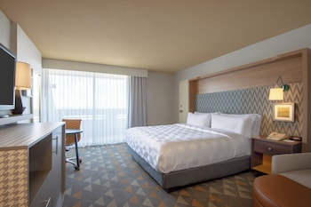 Standard Room, 1 King Bed, Balcony