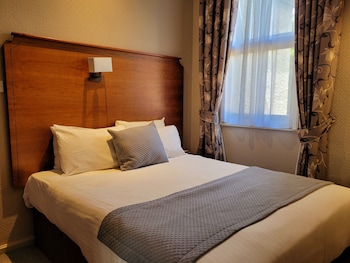 Standard Room, 1 Double Bed, Non Smoking (Small Room)