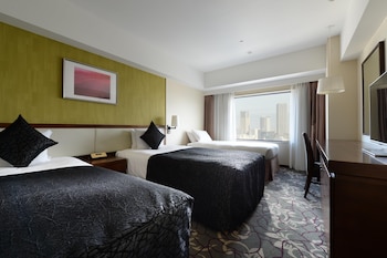 City View Twin + Extra Bed for over age of 6, Non Smoking (22-23F)
