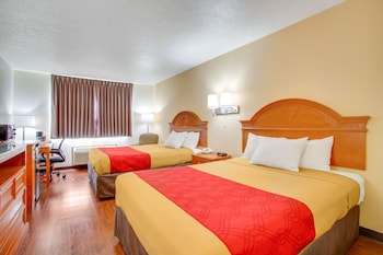 Standard Room, 2 Queen Beds, Non Smoking