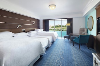 Room, Multiple Beds, Bay View (Disney or Bay view)