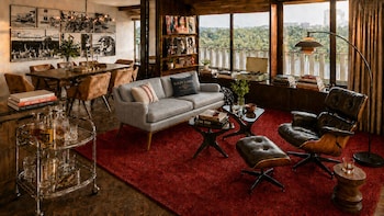 Suite (Americana)