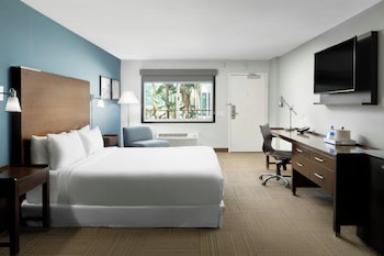 Room, 1 King Bed with Sofa bed, Pool View