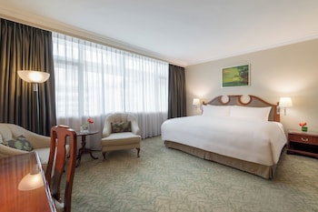 Continental Deluxe Room with The Continental Club Lounge access