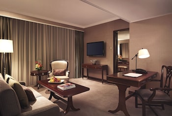 Premier Room