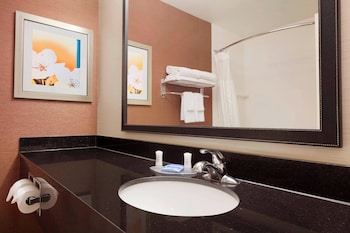 Room, 1 King Bed, Hearing Accessible (Accessible Bathtub)