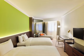 Connecting Superior Room with Breakfast