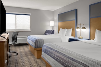 Room, 2 Queen Beds, Accessible, Non Smoking (Mobility, Tub w/Grab Bars)