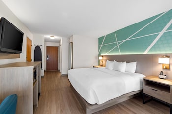 Room, 1 King Bed, Accessible, Non Smoking