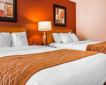 Standard Room, 2 Queen Beds, Non Smoking