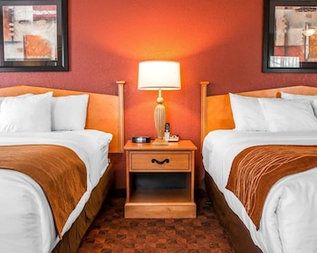 Room, Multiple Beds, Non Smoking