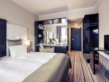 Standard Room, 1 King Bed