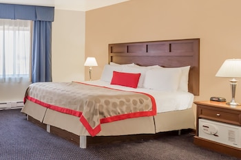 Suite, 1 King Bed, Non Smoking
