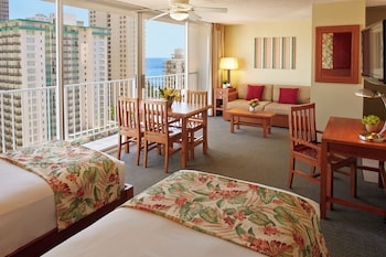 Studio Suite, Partial Ocean View (2 Twin Beds)