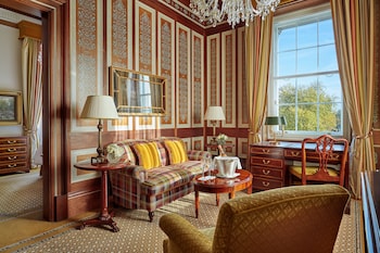 Suite, Corner (Hyde Park)