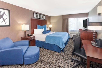 Deluxe Room, 1 King Bed