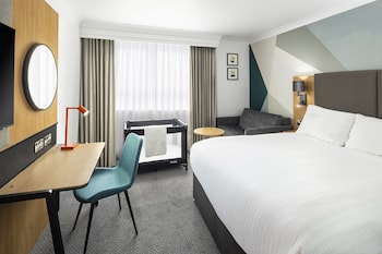 Standard Room, 1 King Bed (Super King)