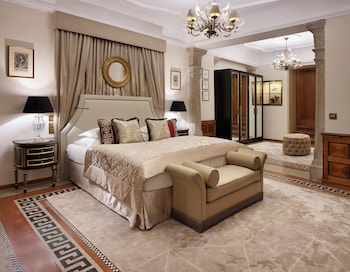 Exclusive Suite, 1 King Bed, Terrace, City View