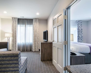 Suite, Multiple Beds, Non Smoking