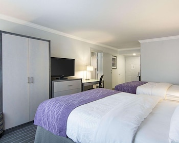 Standard Room, 2 Queen Beds, Non Smoking