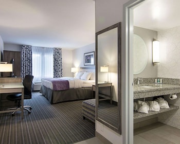 Standard Room, 1 King Bed, Non Smoking